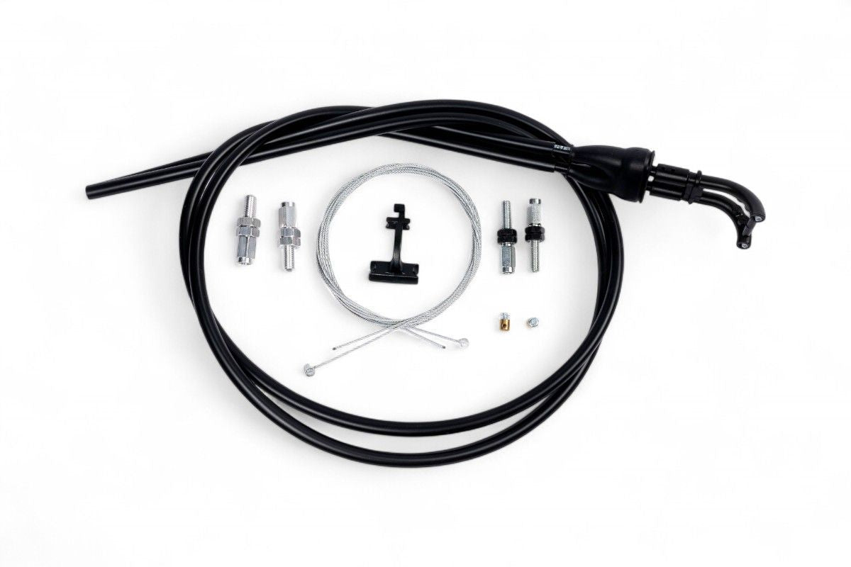 CAVO GAS UNIVERSALE DOMINO PER AV2174 E AV2174G Utilizzabile ESCLUSIVAMENTE con i nostri comandi gas AV2174 e AV2174G - Lunghezza 105 cm - con un lato da accorciare al bisogno - fornito di appositi registri - morsetti e pipetta di innesto -