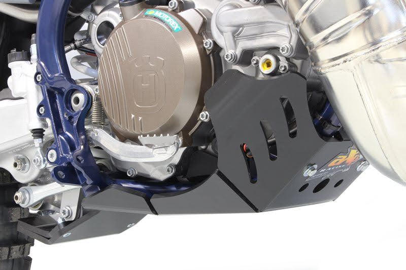 Piastra paramotore Xtrem AXP RACING 8mm con protezione leverismi GAS GAS EC 300 2021-2023